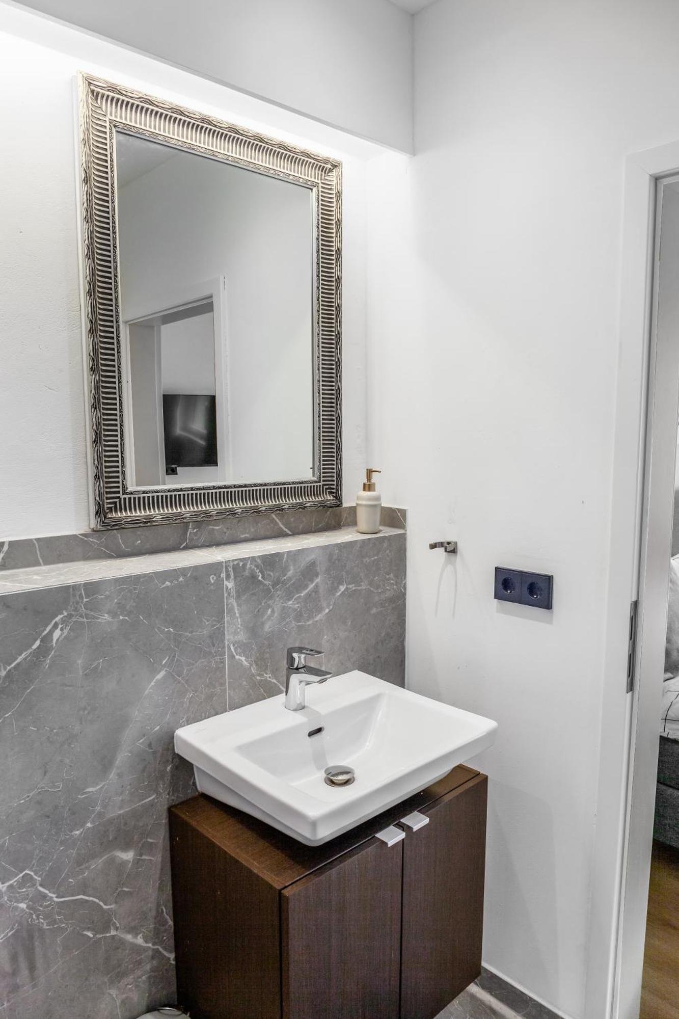 Modern Stay I Cosy & Central Apartments Coblence Extérieur photo